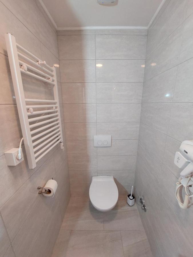 Apartmani Elisa Stari Grad  Extérieur photo